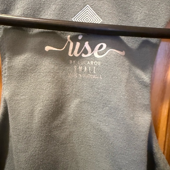 Blue/Green Rise Tank Top - Picture 2 of 3